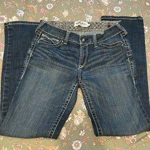 Ariat strait leg 31L